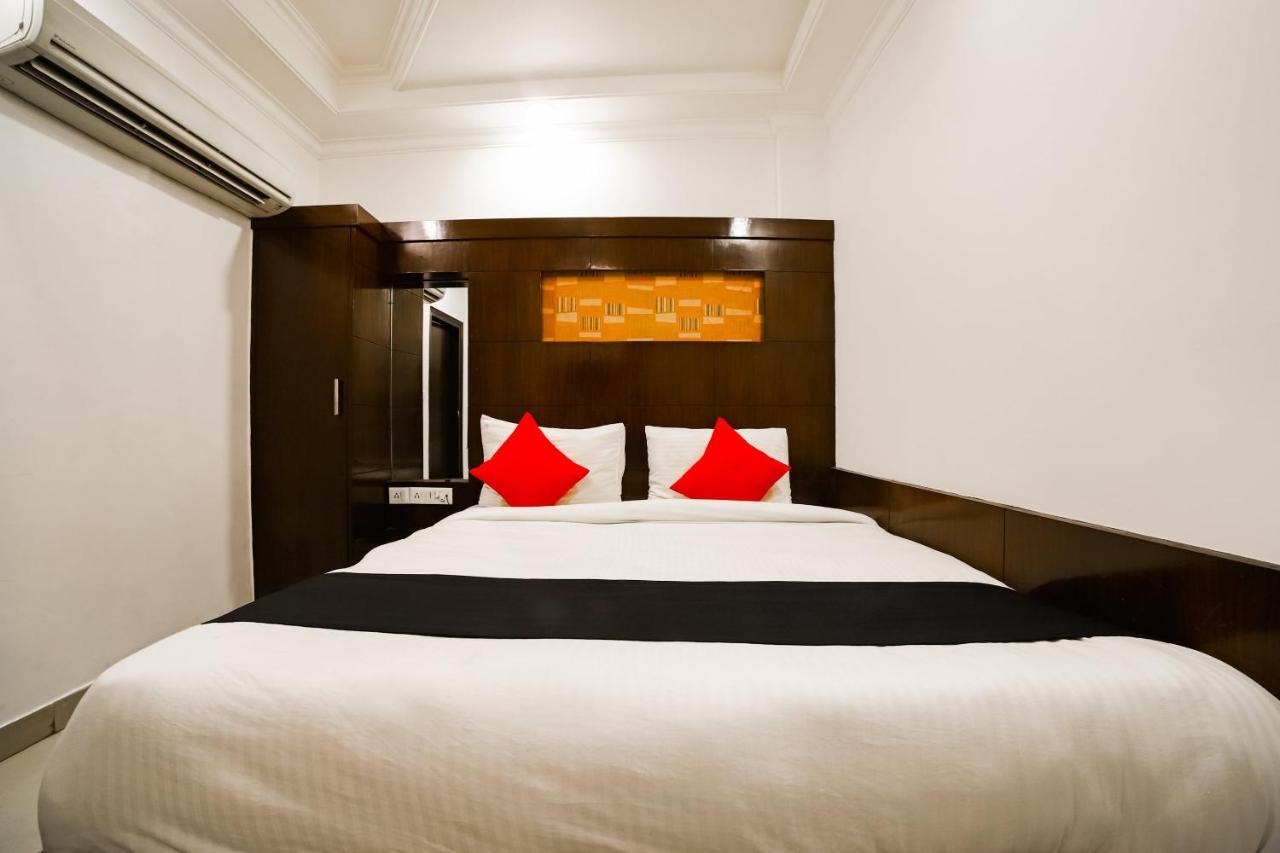 Capital O 6408 Hotel Delhi Heart ニューデリー エクステリア 写真