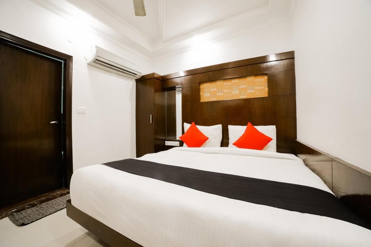 Capital O 6408 Hotel Delhi Heart ニューデリー エクステリア 写真